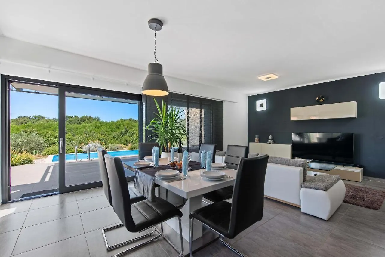 Villa Leandra Novigrad  Croatia