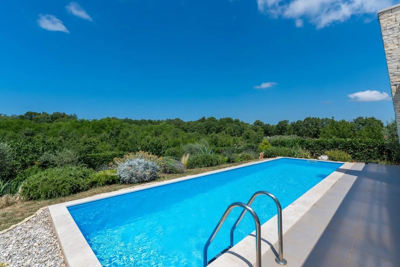 Villa Leandra Novigrad  0*, Novigrad (Istria) Croatia