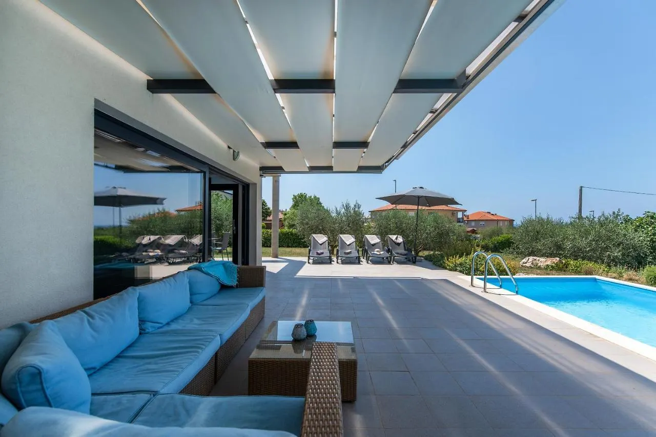 Villa Leandra Novigrad  Croatia